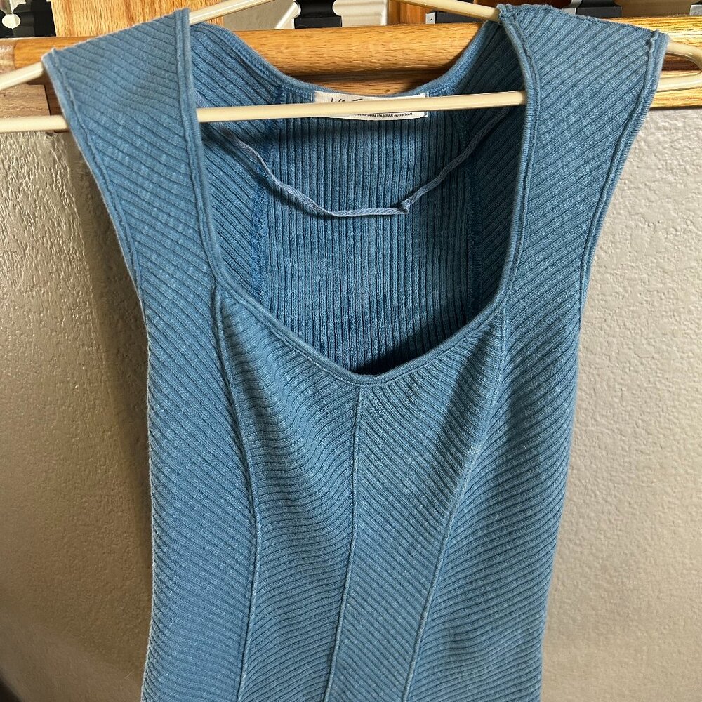 We the Free sweater sleeveless top size medium